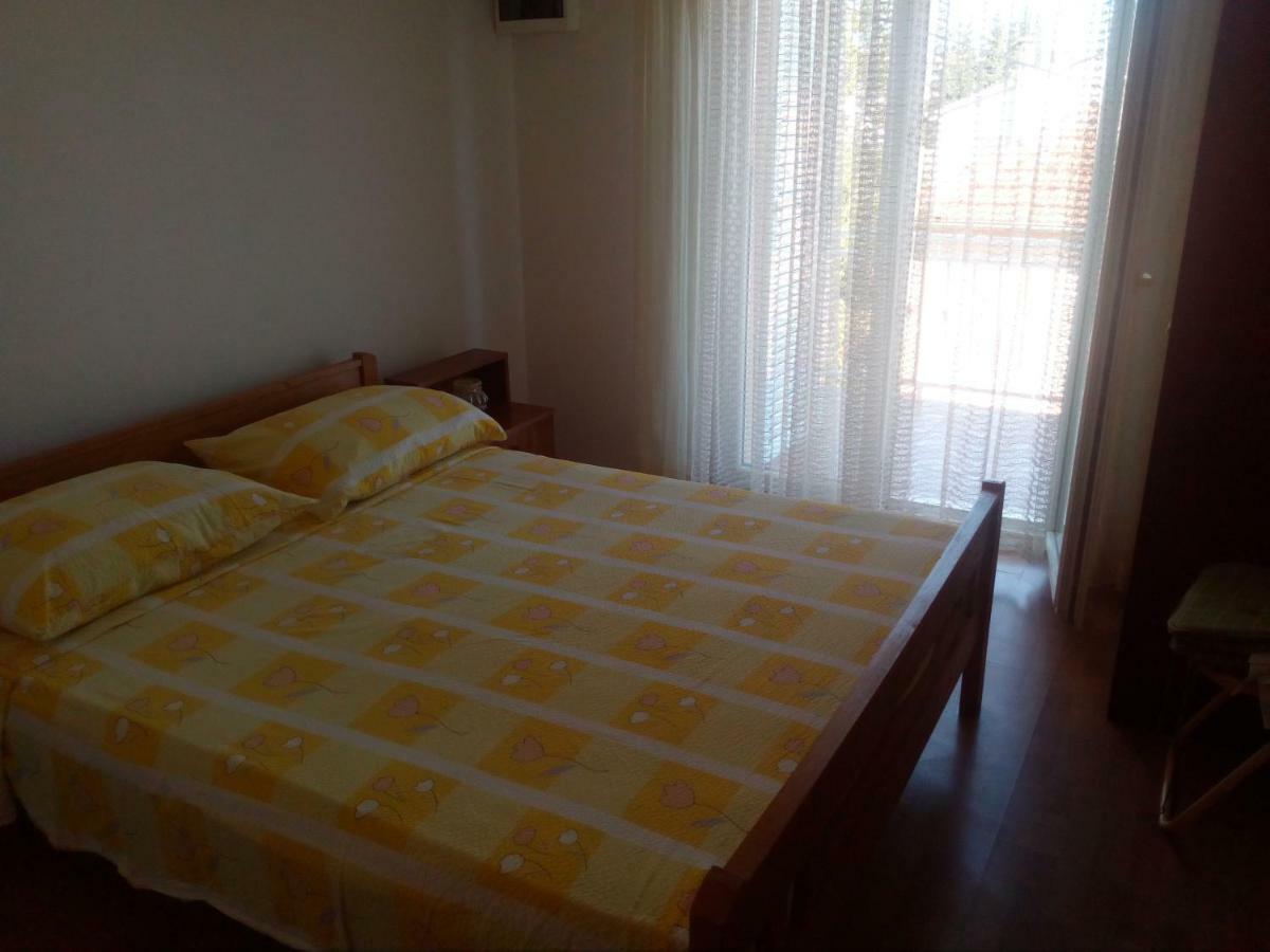 Apartmani Nado Majica Sveti Filip i Jakov Εξωτερικό φωτογραφία
